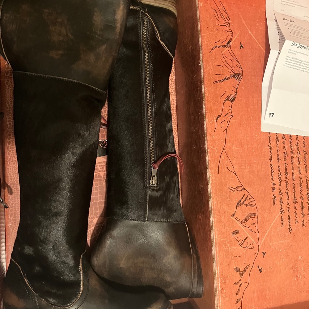 FreeBird Women’s Boots— “Charlie- Multi” size 8